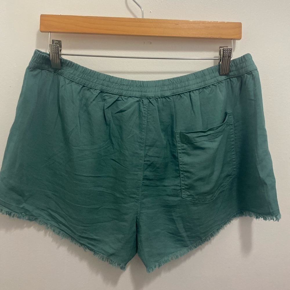 Aerie drawstring lightweight frayed hem shorts - Picture 4 of 5